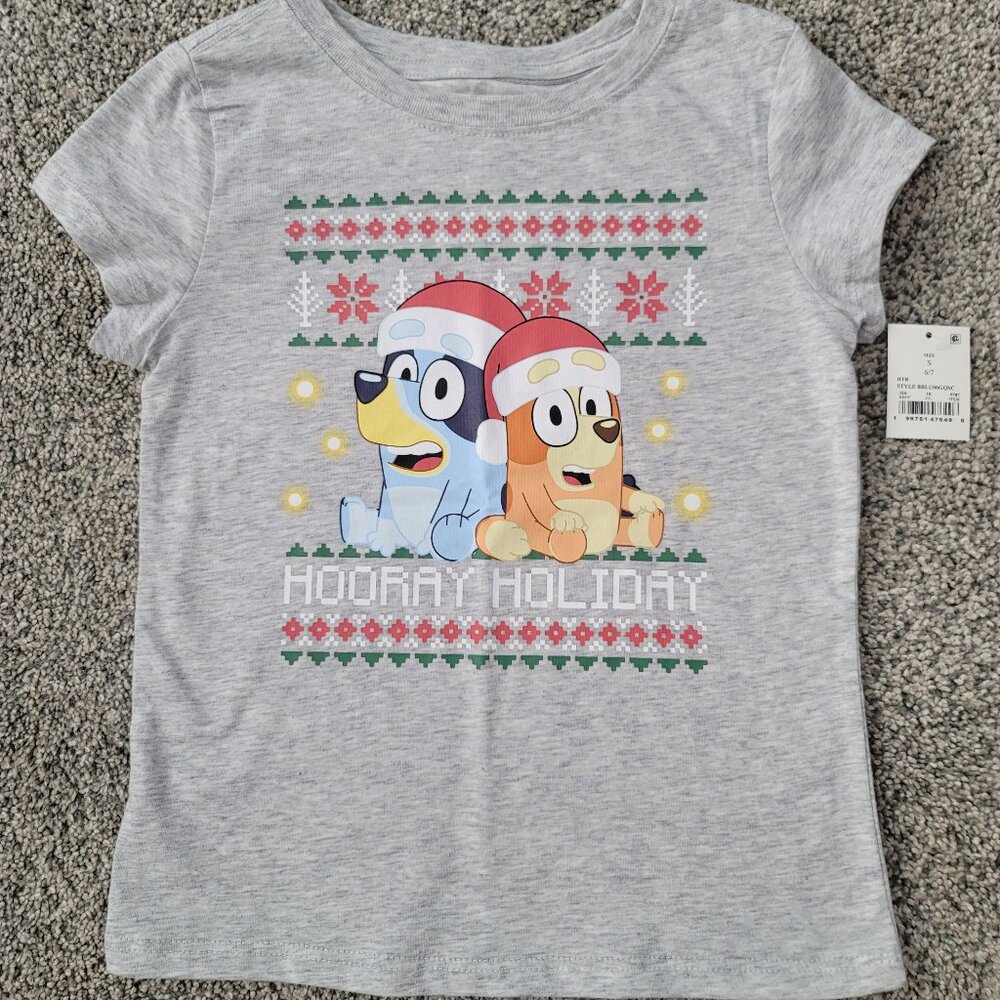 Bluey Grey Happy Holidays  Size Small 6/7   New with Tag!